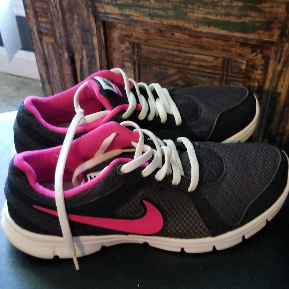 *SOLD* Nike
